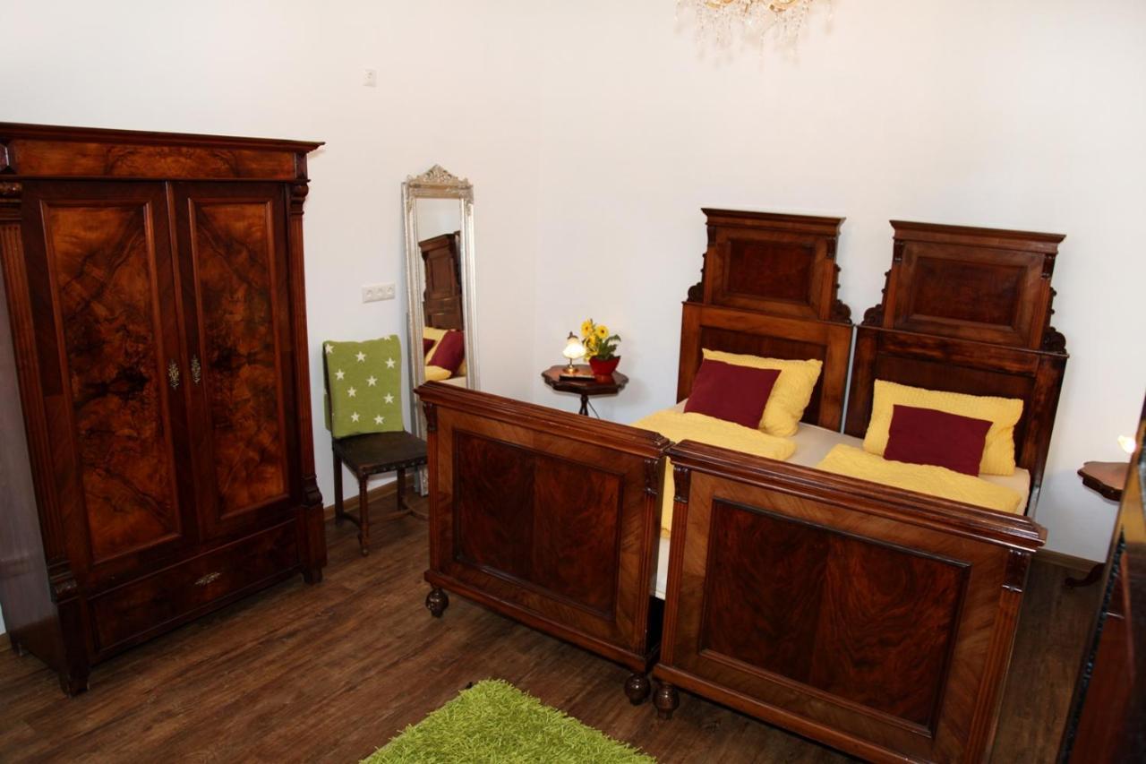 Ferienwohnungen Stoeckl Nittendorf Bagian luar foto